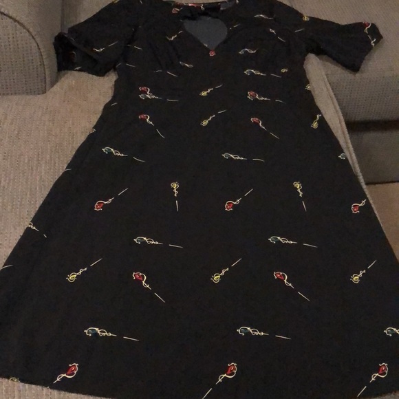 Bundle deal 2 x Retro stunning dresses . Both quirky in their own way - quality - Picture 9 of 12